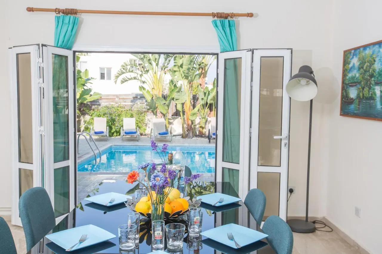 Papaya Royal Villa Ayia Napa